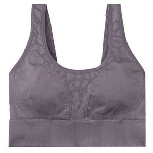 Victoria’s Secret Leopard Seamless Sport Bra
